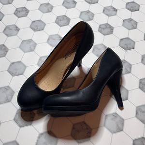 Classic Black Heel